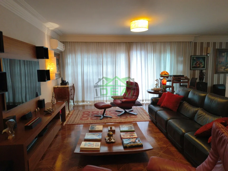 Imagens do imóveis Linda Casa com 4 suítes,6 vagas de garagem . Lazer completo