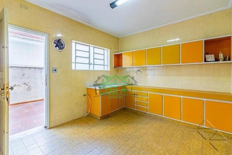 Venda Casa Sobrado no Sumaré, 3 dorm, 3 vagas, 171m²