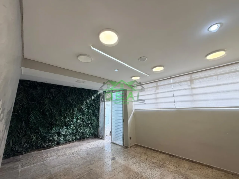 Imagens do imóveis Sobrado Comercial de Alto Padrão para Locação | 425m² | Estrutura Versátil para Clínicas, Laboratórios, Escolas e Serviços
