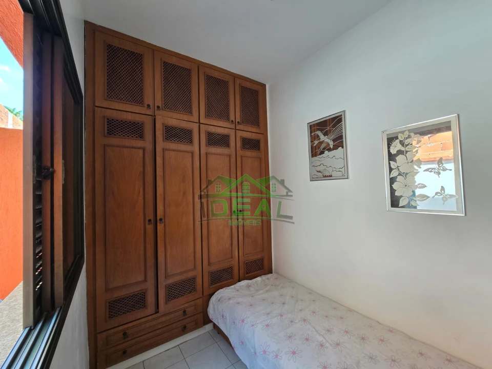 Casa Térrea para Venda no Alto de Pinheiros, 4 Dorms, 2 Suítes e 6 Vagas
