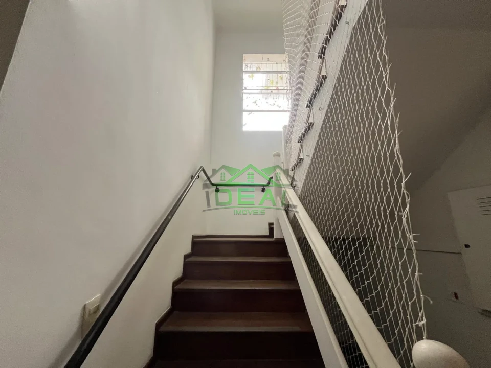 Sobrado comercial para Locação no bairro Alto da Lapa, 3 dorm, 1 suíte, 2 vagas, 318 m, 400 m