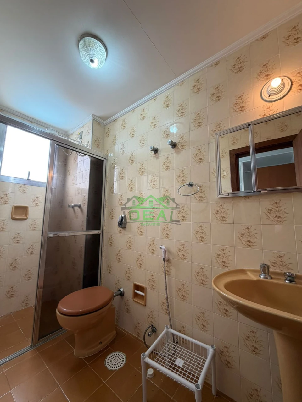 Apartamento para Locação no Alto da Lapa, 2 dorms sendo 1 suíte, 1 vaga e 98m