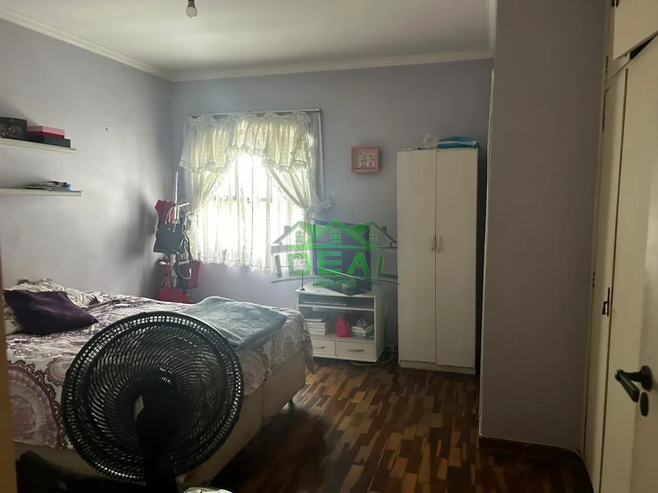 Sobrado  a venda  no Alto da Lapa, 3 dormitórios sendo 3 suítes, 4 vagas, 236 m