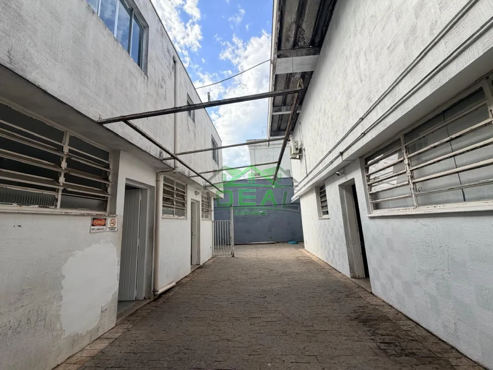 Imagens do imóveis Sobrado Comercial de Alto Padrão para Locação | 425m² | Estrutura Versátil para Clínicas, Laboratórios, Escolas e Serviços