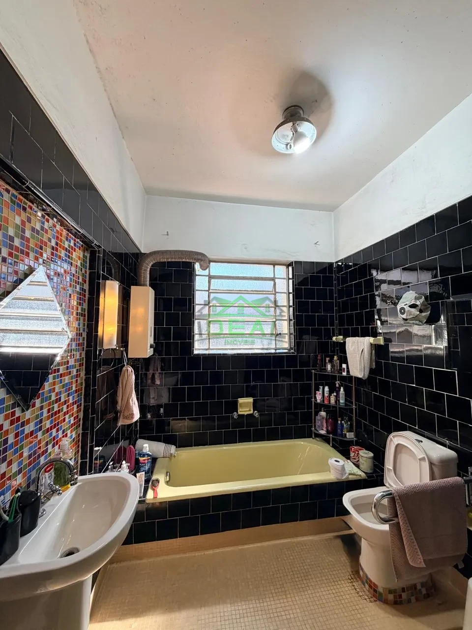 Casa Térrea para Venda no Alto da Lapa, Muito Quintal!