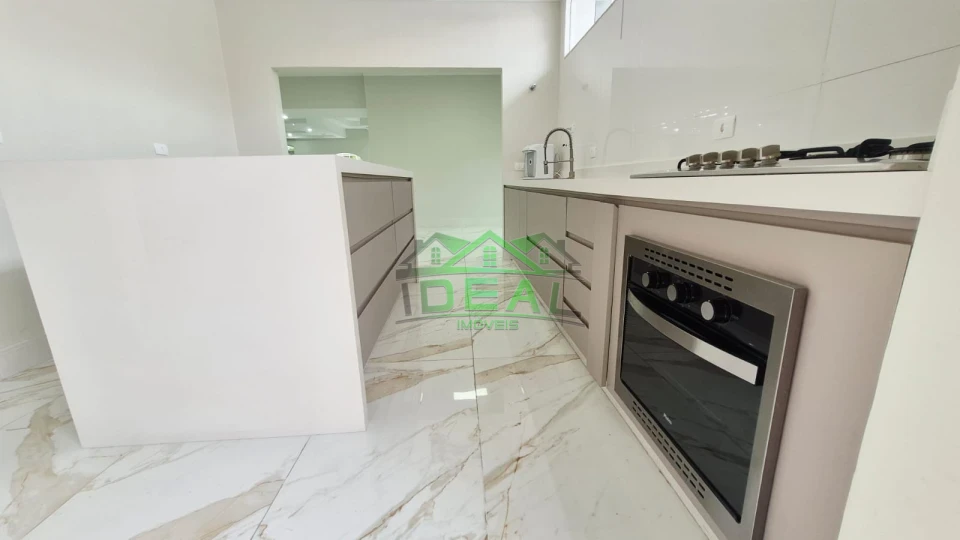 Imagens do imóveis Excelente Casa Térrea , Totalmente Reformada, 3 Suítes,4 vagas