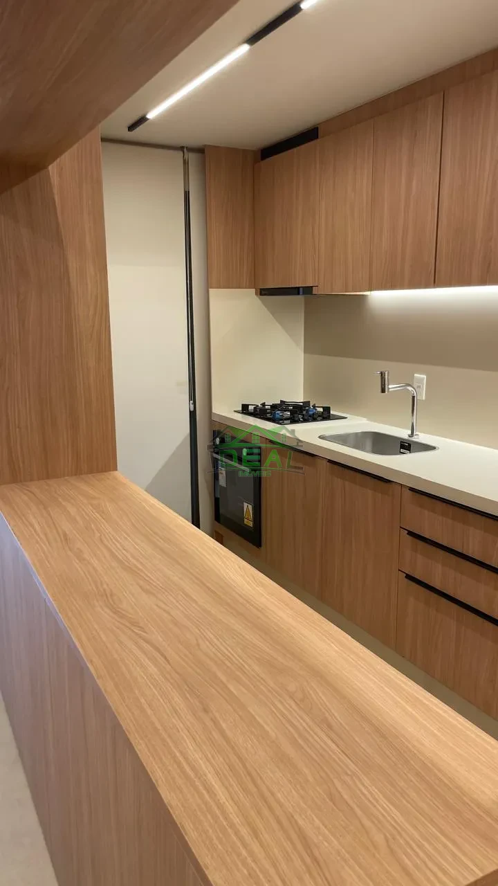 Apartamento para Venda no Alto de Pinheiros | 2 dorm, 2 suites, 1 vaga