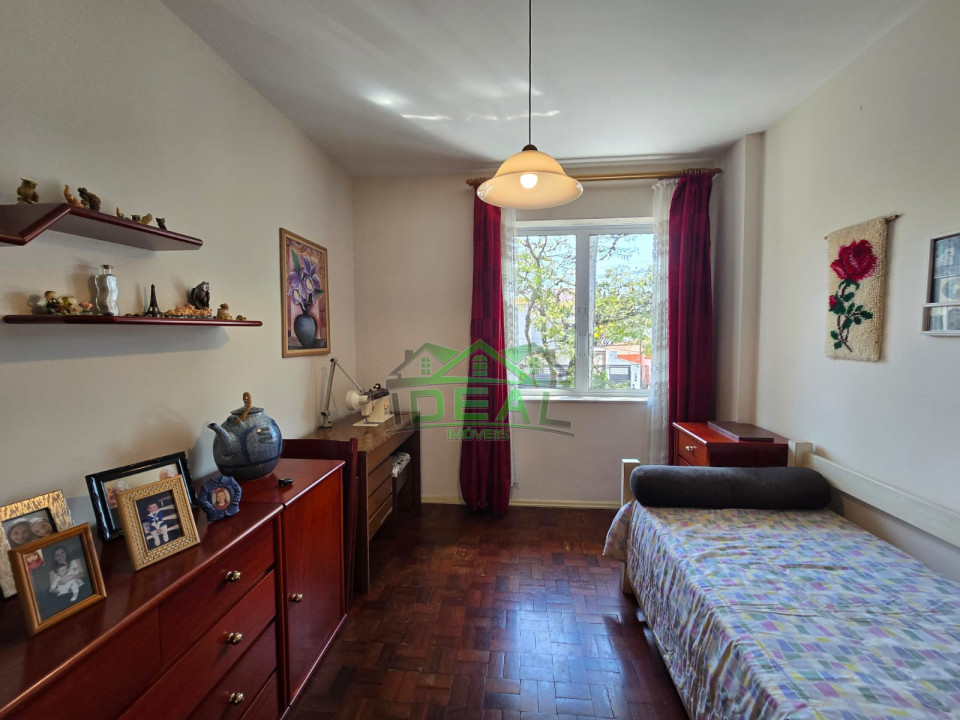 Casa à venda no Alto da Lapa, com possibilidade de uso residencial e comercial