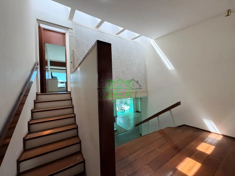 Imagens do imóveis Linda Casa de Arquiteto para Venda no Alto da Lapa, Espaço Gourmet e Piscina