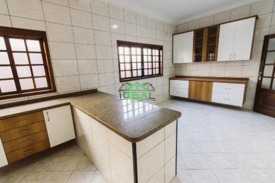 Casa térrea com 3 domitórios , 3 suíte, 5 vagas, 340 m, 627 m Imagens do imóveis Casa térrea com 3 domitórios , 3 suíte, 5 vagas, 340 m, 627 m