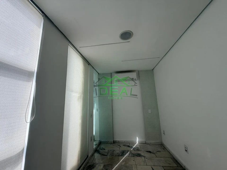 Imagens do imóveis Sobrado Comercial de Alto Padrão para Locação | 425m² | Estrutura Versátil para Clínicas, Laboratórios, Escolas e Serviços