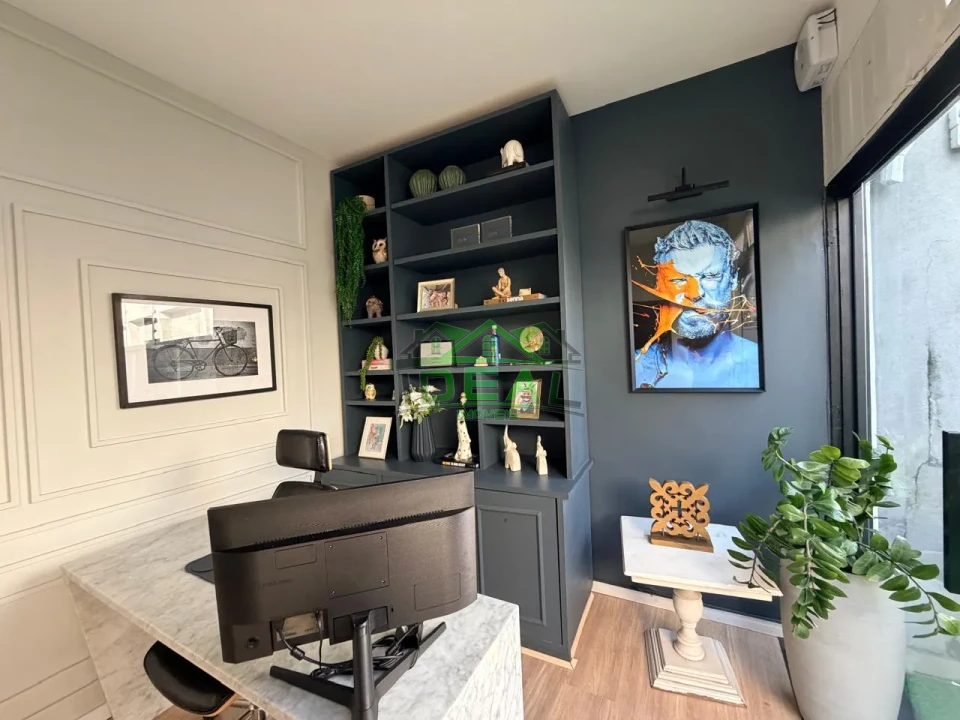 Casa Térrea para Venda na Lapa, 3 dorm(s), 3 suite(s), 4 vaga(s), 276 m²AC e 592AT