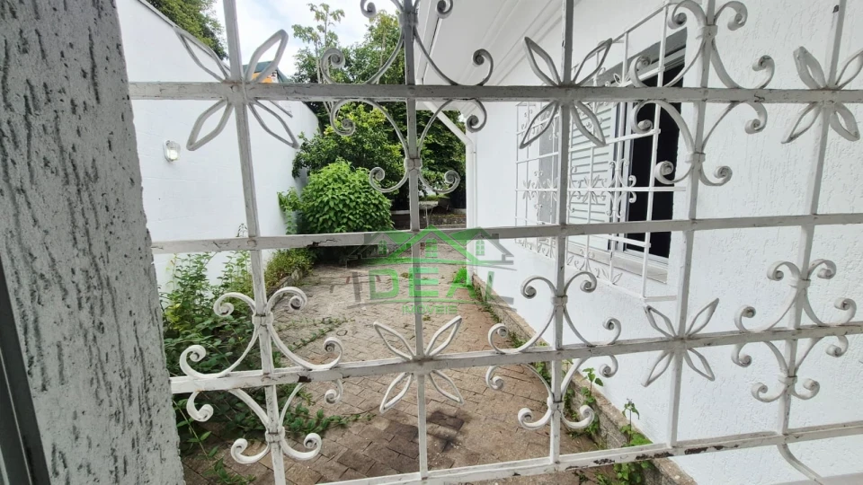 Imagens do imóveis Excelente Casa Térrea para Venda no bairro Alto da Lapa, 3 dorm, 1 suíte, 5 vagas