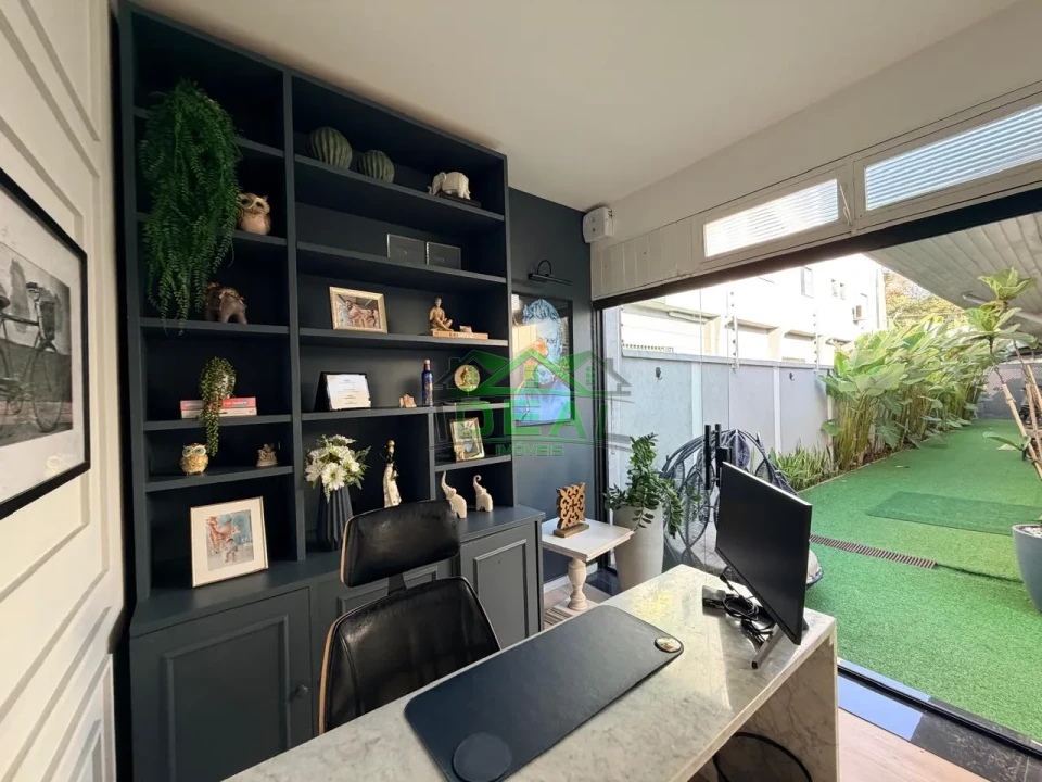 Casa Térrea para Venda na Lapa, 3 dorm(s), 3 suite(s), 4 vaga(s), 276 m²AC e 592AT