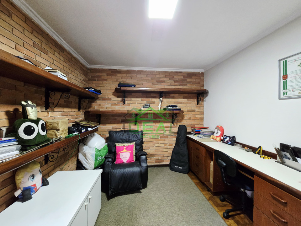 Imagens do imóveis Casa Térrea para Venda na Lapa, 4 dorm(s), 2 suite(s), 7 vaga(s), 500 m²AC e 710AT