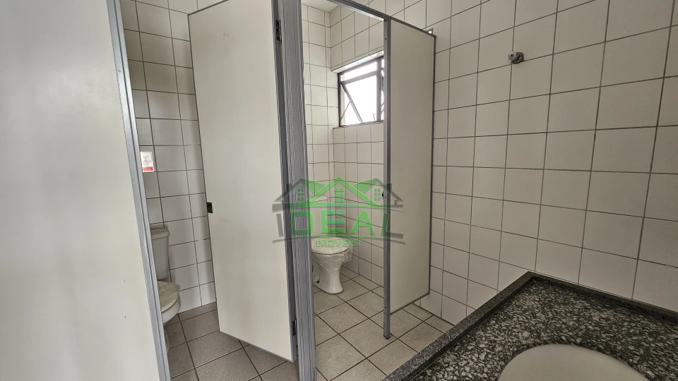 Venda Conjunto Comercial na Lapa, 9 salas, 20 vagas, 1459m²