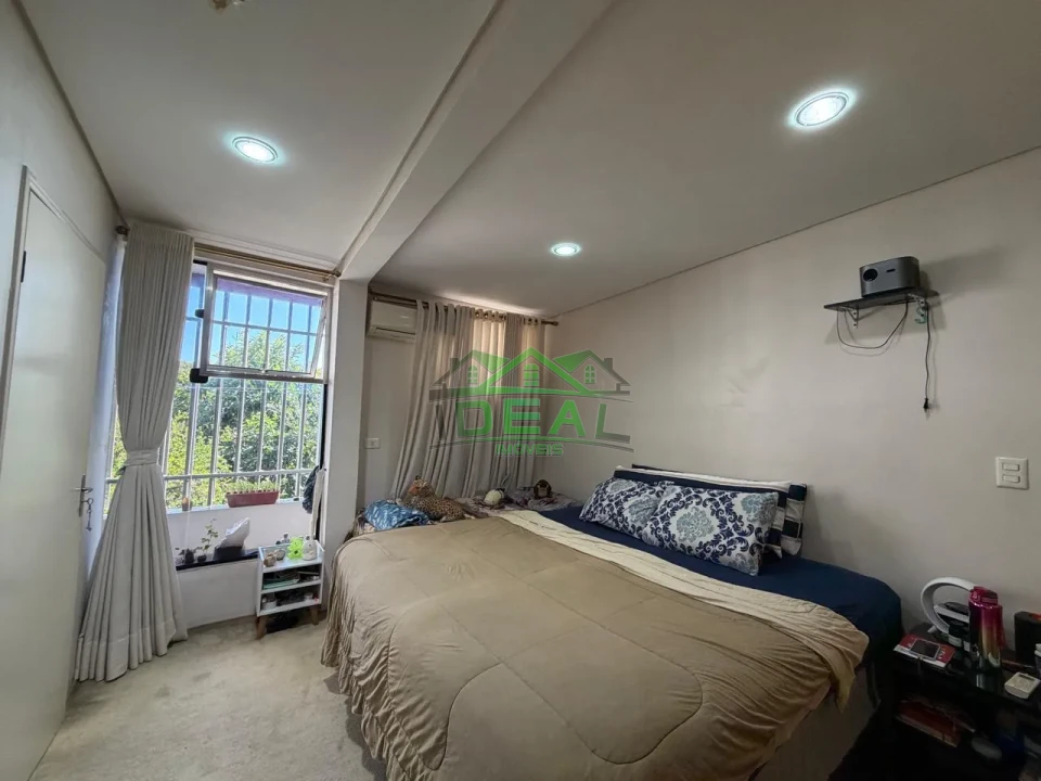 Imagens do imóveis 2 Casas para Venda na Lapa, 500m² terreno, 12 Frente