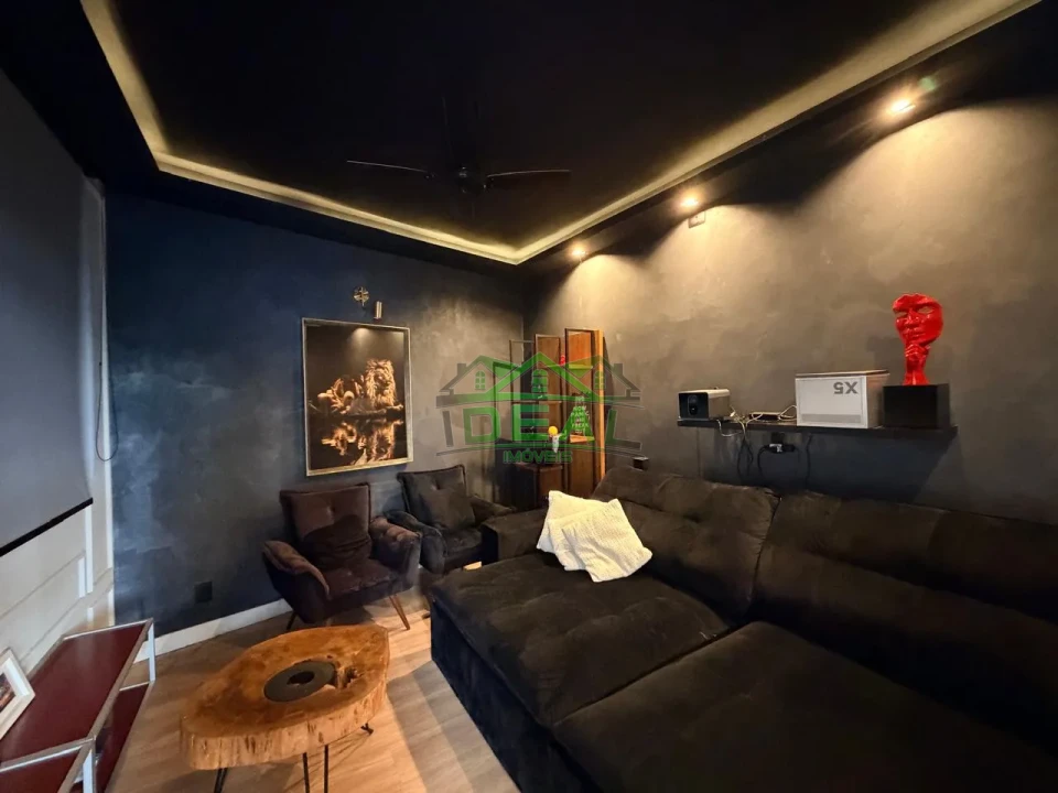 Casa Térrea para Venda na Lapa, 3 dorm(s), 3 suite(s), 4 vaga(s), 276 m²AC e 592AT