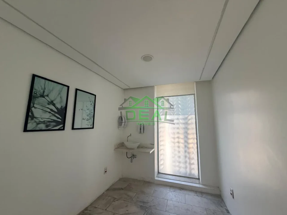 Imagens do imóveis Sobrado Comercial de Alto Padrão para Locação | 425m² | Estrutura Versátil para Clínicas, Laboratórios, Escolas e Serviços