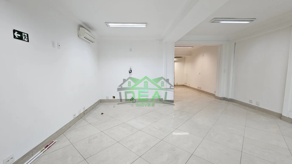 Imagens do imóveis Salão Comercial para Locação em Pinheiros, Restaurante, Farmácia, entre outros