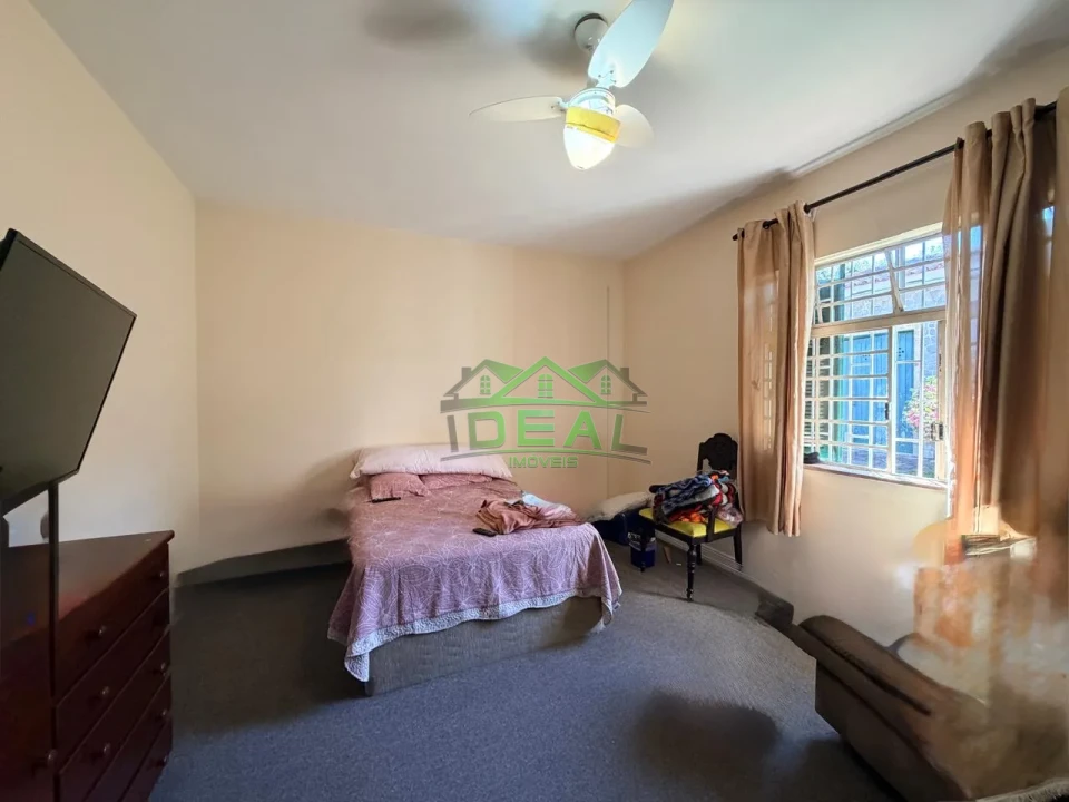 Casa Térrea para Venda no Alto da Lapa, Muito Quintal!