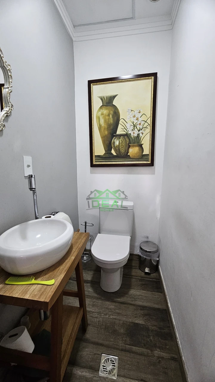 Imagens do imóveis Venda Casa Térrea no Alto da Lapa, 3 suítes, 3 vagas, 386m²