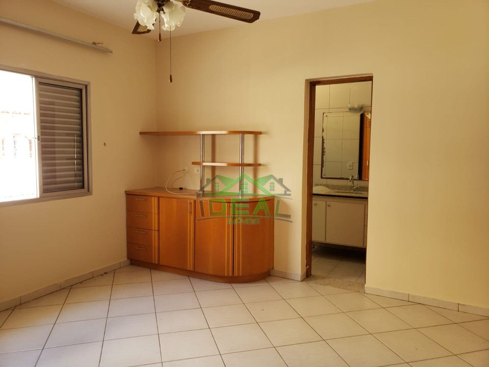 Casa com 3 Quartos e 4 banheiros à Venda imovel VAGO por R$ 1.150.000