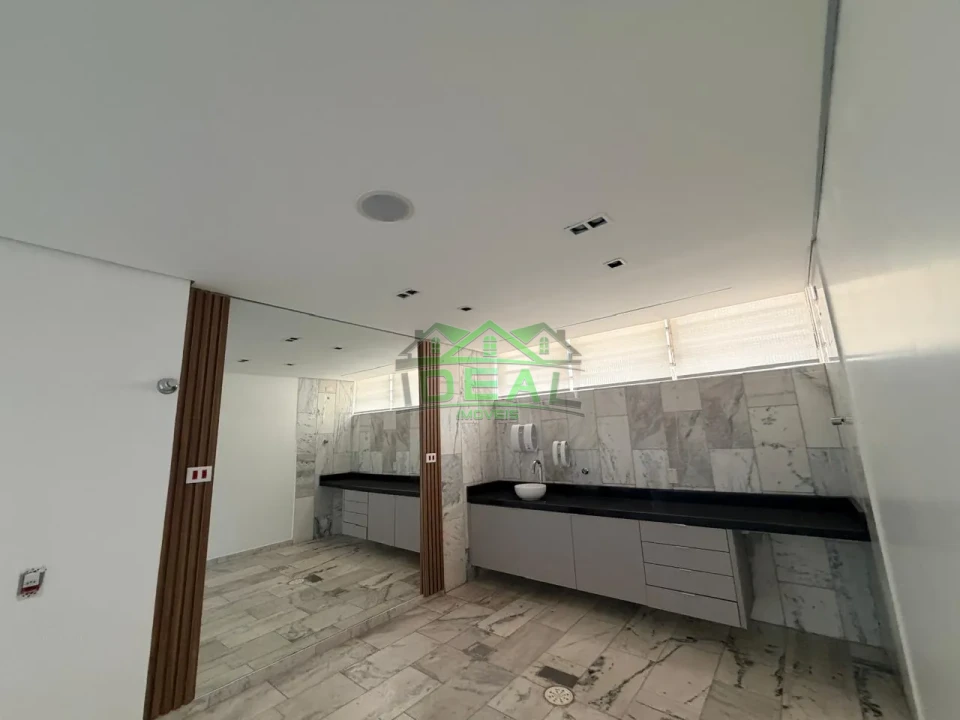 Imagens do imóveis Sobrado Comercial de Alto Padrão para Locação | 425m² | Estrutura Versátil para Clínicas, Laboratórios, Escolas e Serviços