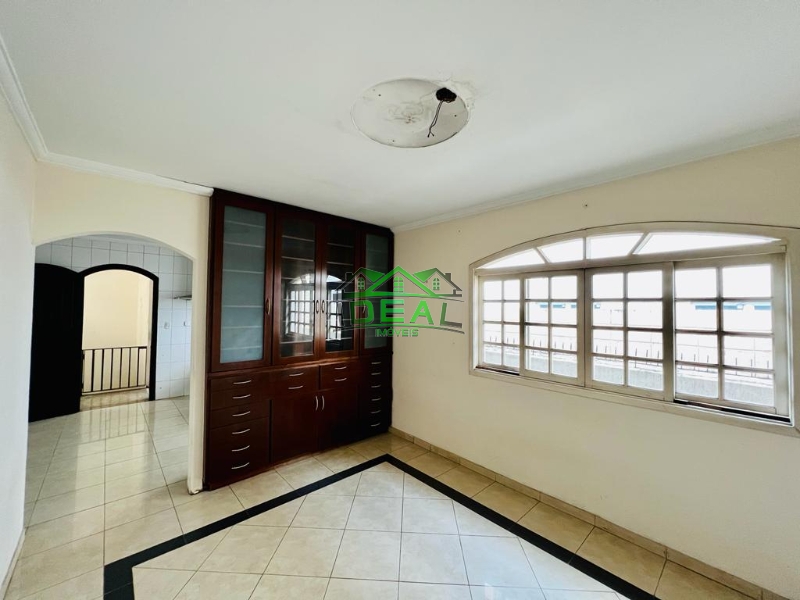 Casa Térrea para Locação no Boaçava, 4 suítes, 3 vagas, 327 m, 773 m