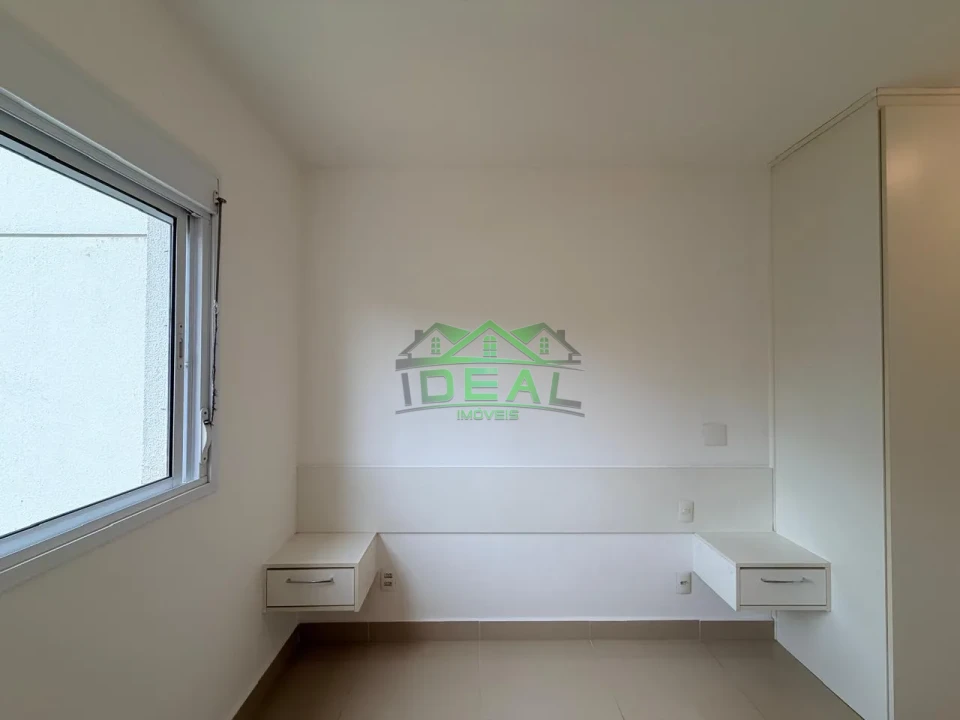 Apartamento para Locação na Vila Ipojuca, Varanda e Lazer Completo