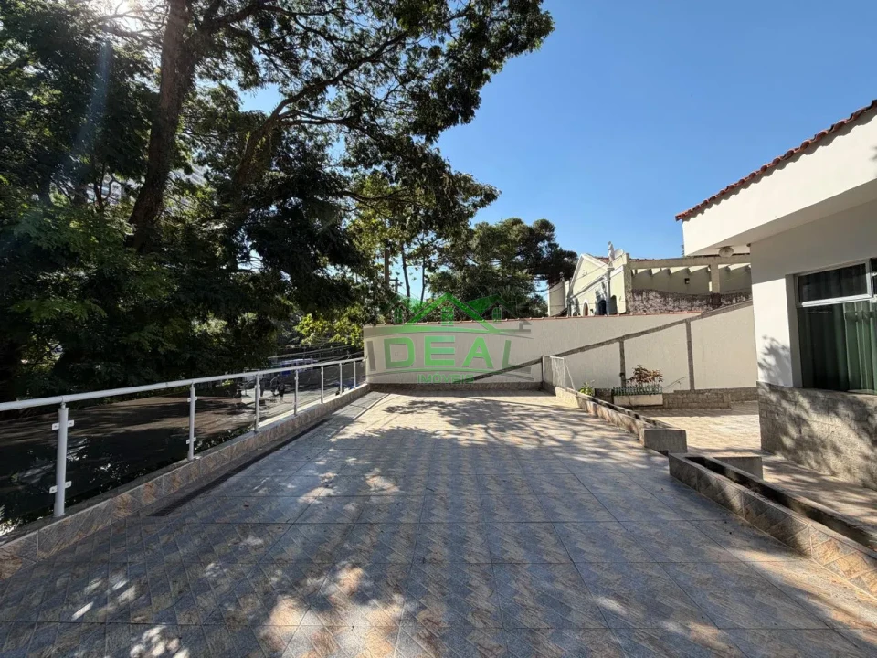 Imagens do imóveis 2 Casas para Venda na Lapa, 500m² terreno, 12 Frente