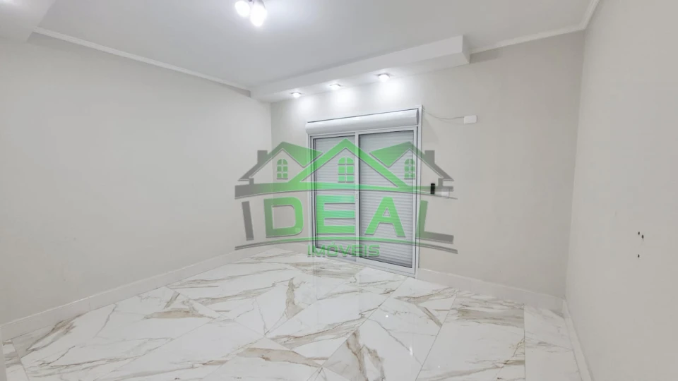 Imagens do imóveis Excelente Casa Térrea , Totalmente Reformada, 3 Suítes,4 vagas