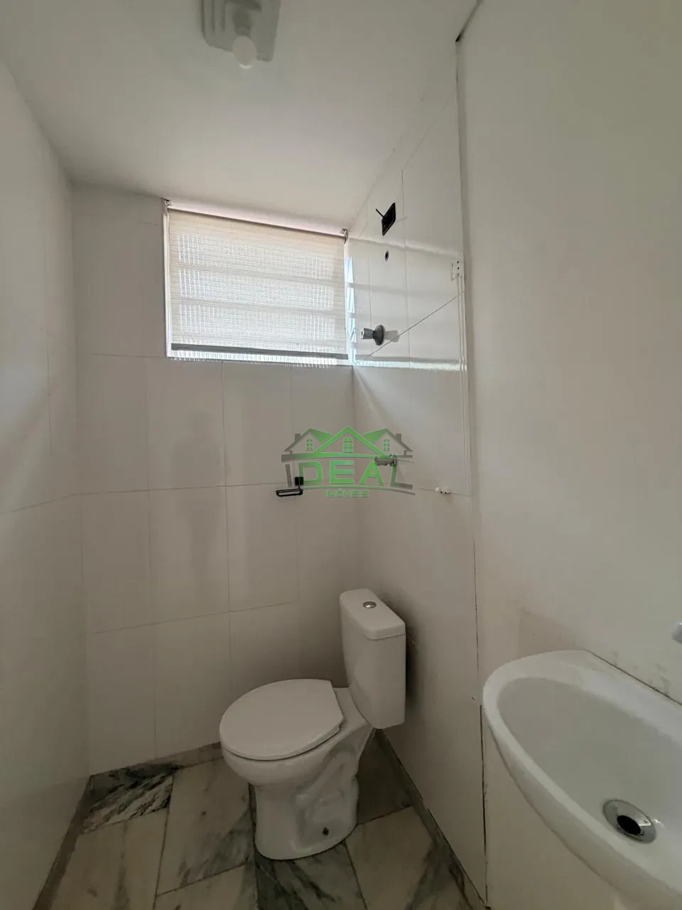 Imagens do imóveis Sobrado Comercial de Alto Padrão para Locação | 425m² | Estrutura Versátil para Clínicas, Laboratórios, Escolas e Serviços