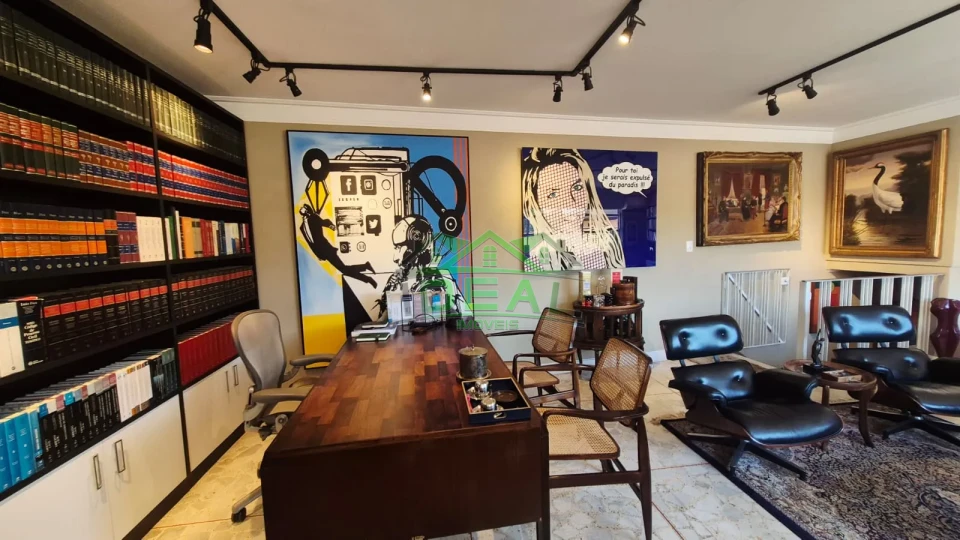 Imagens do imóveis Linda Casa com 4 suítes,6 vagas de garagem . Lazer completo