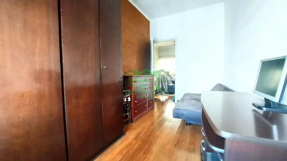 Casa Térrea a venda- 3 dormitórios sendo 1 suíte