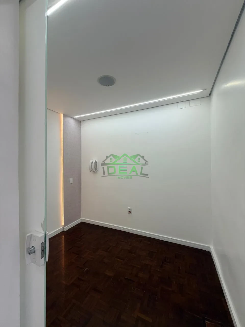 Imagens do imóveis Sobrado Comercial de Alto Padrão para Locação | 425m² | Estrutura Versátil para Clínicas, Laboratórios, Escolas e Serviços