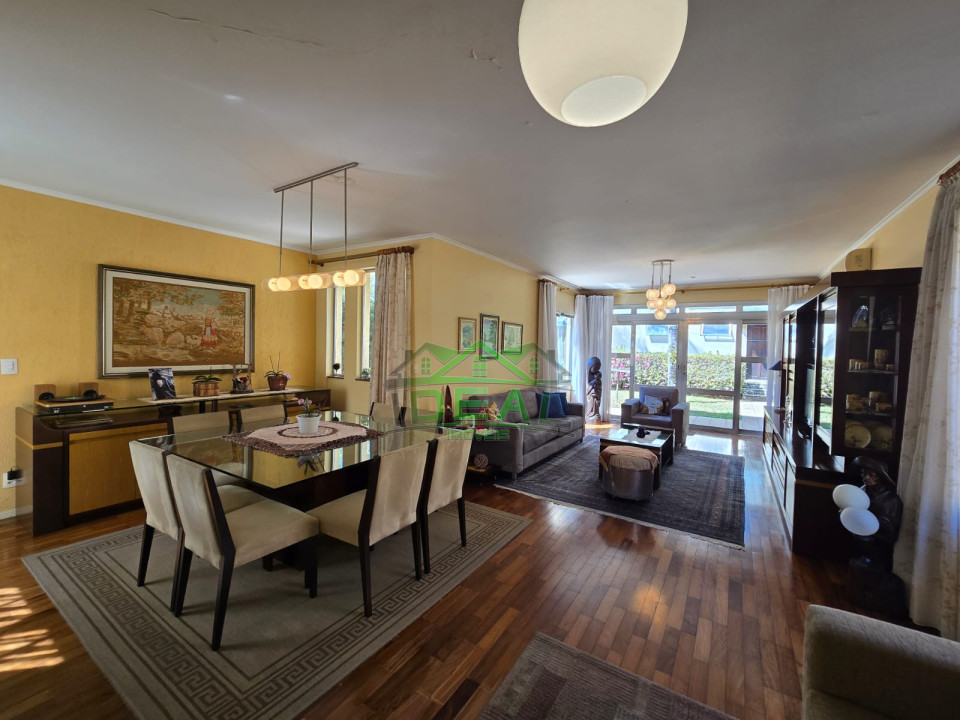 Casa à venda no Alto da Lapa, com possibilidade de uso residencial e comercial Imagens do imóveis Casa à venda no Alto da Lapa, com possibilidade de uso residencial e comercial