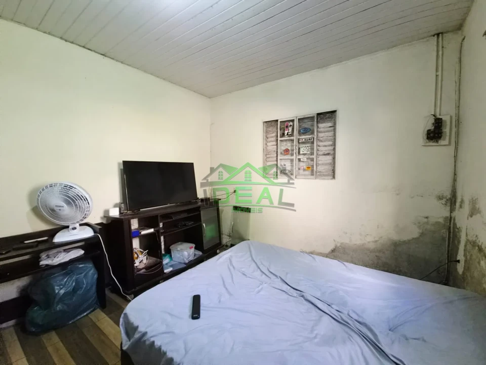 Casa térrea a venda, 2 casas no mesmo terreno, 3 vagas de garagem