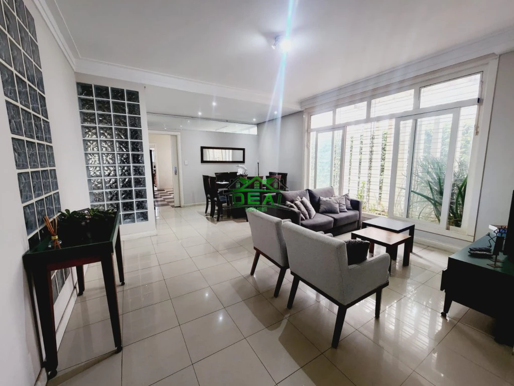 Casa Térrea para Venda no Alto da Lapa, bem localizada e rua arborizada Imagens do imóveis Casa Térrea para Venda no Alto da Lapa, bem localizada e rua arborizada