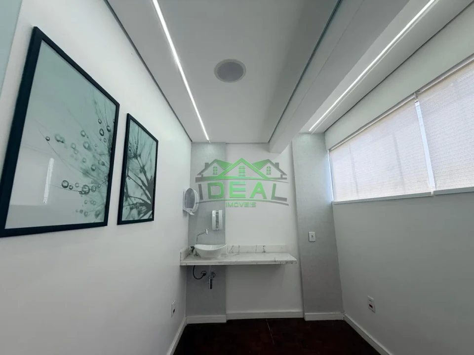 Imagens do imóveis Sobrado Comercial de Alto Padrão para Locação | 425m² | Estrutura Versátil para Clínicas, Laboratórios, Escolas e Serviços