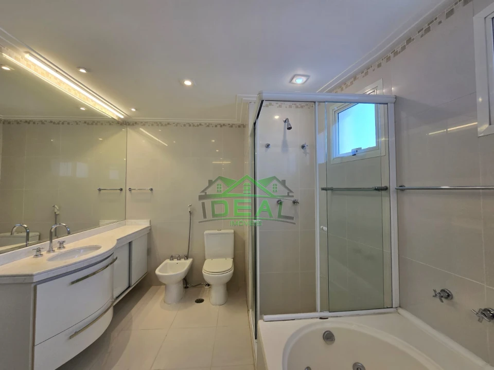 Imagens do imóveis Apartamento à venda no Alto da Lapa, com 366m² e uma unidade por andar