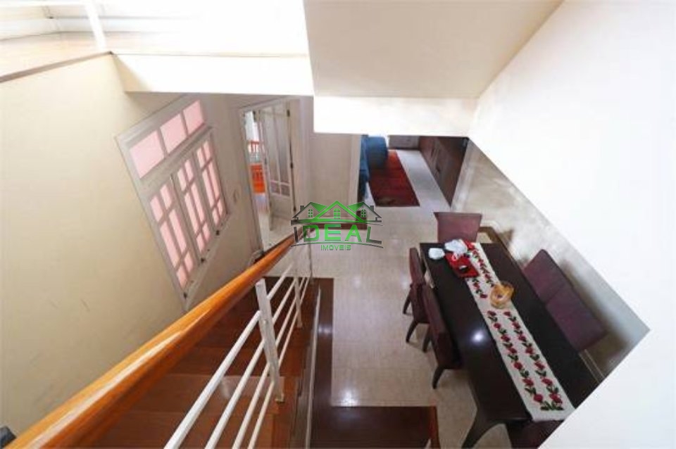 Sobrado para Venda no bairro Vila Romana, 3 dorm, 1 suíte, 2 vagas, 300 m, 266 m