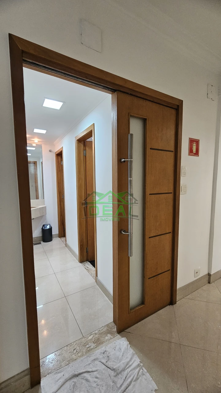 Salão Comercial para Locação em Pinheiros, Restaurante, Farmácia, entre outros