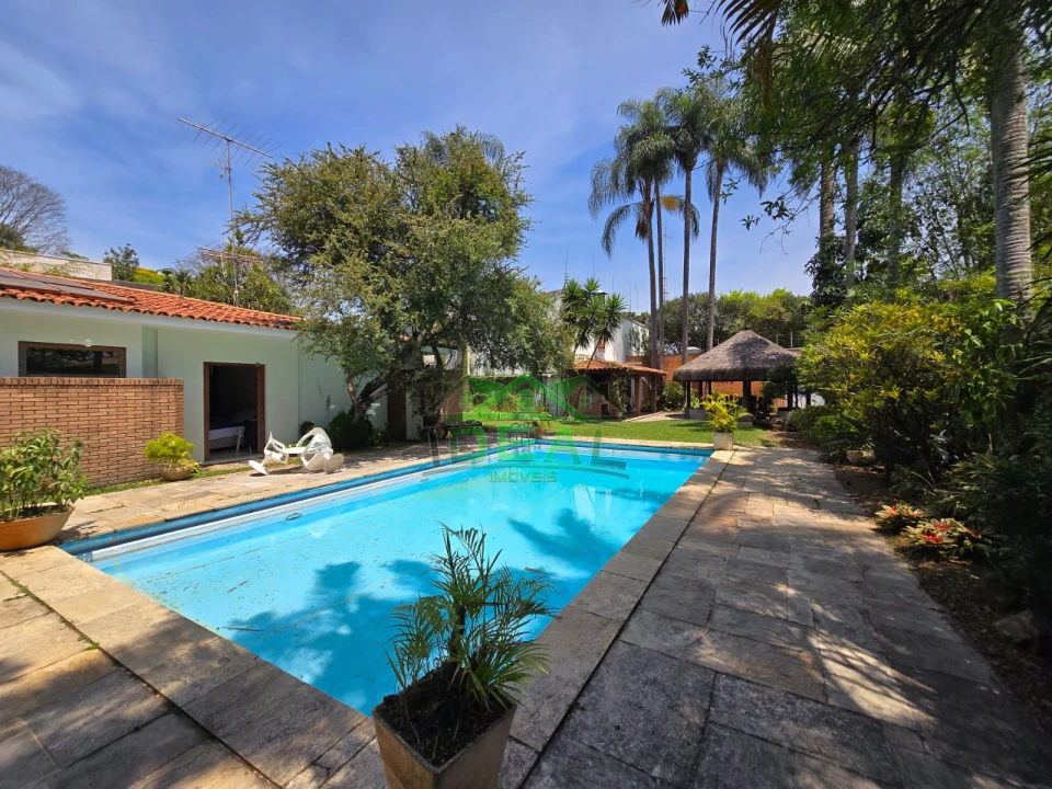 Casa para Venda no Boaçava, 1150m², Piscina e Churrasqueira