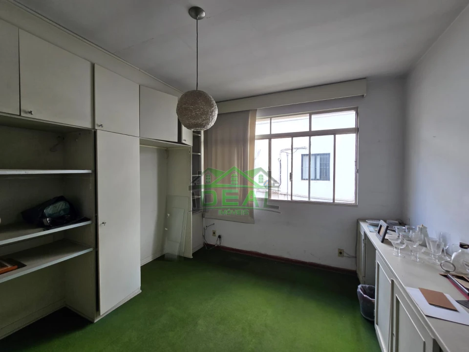 Casa Térrea disponível para Venda, com possibilidade de uso comercial ou residencial, localizada na Lapa.