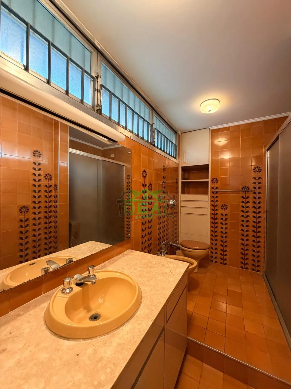 Casa para Venda no Alto de Pinheiros, 5 Dorms sendo 2 Suítes, 6 Vagas e Piscina