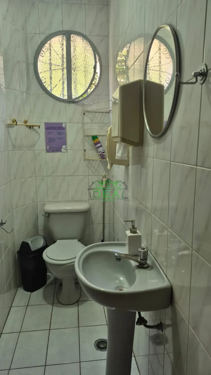 Imagens do imóveis Comercial Para locação,10 salas,13 vagas de garagem