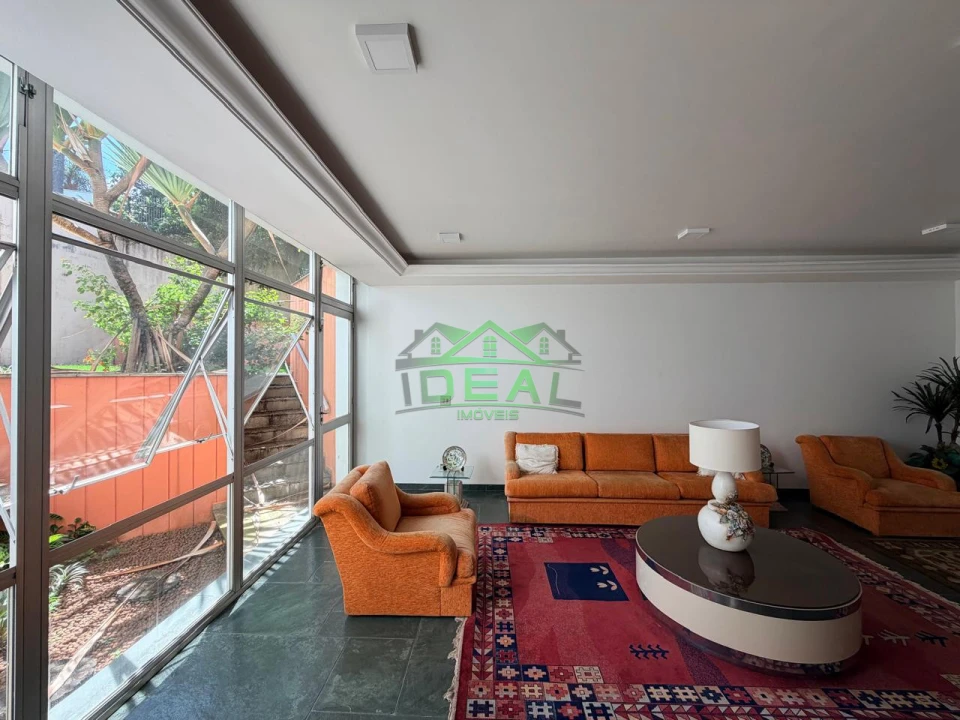 Imagens do imóveis Espaçoso Sobrado para Venda no Alto da Lapa, 4 suítes, 6 Banheiros e 6 Vagas