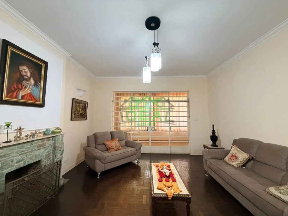Casa Térrea para Venda no Alto da Lapa, Muito Quintal!