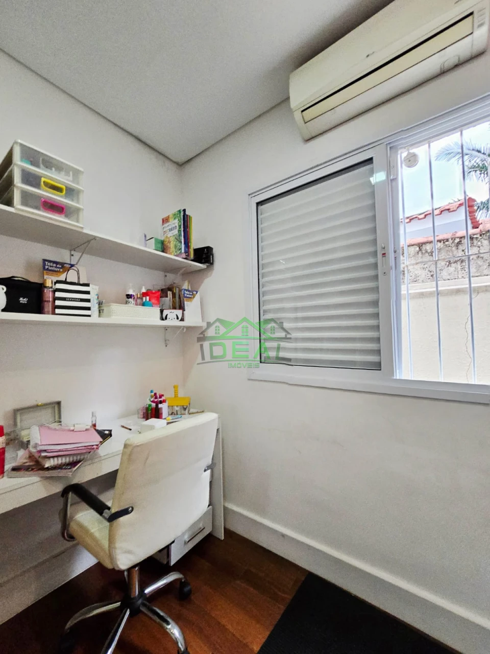Casa Térrea Reformada na City Lapa, 4 Suítes, 6 Vagas, Piscina e Churrasqueira